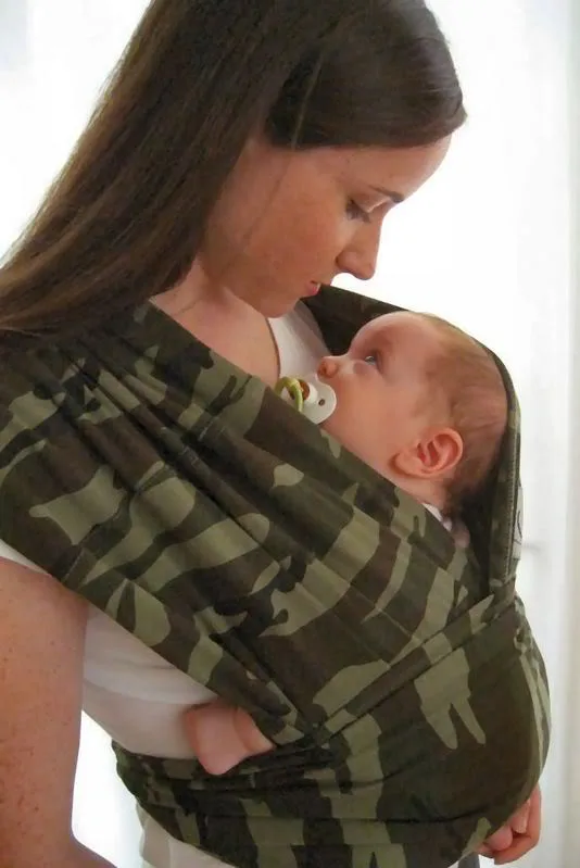Babywearing twins. Yes indeedy.