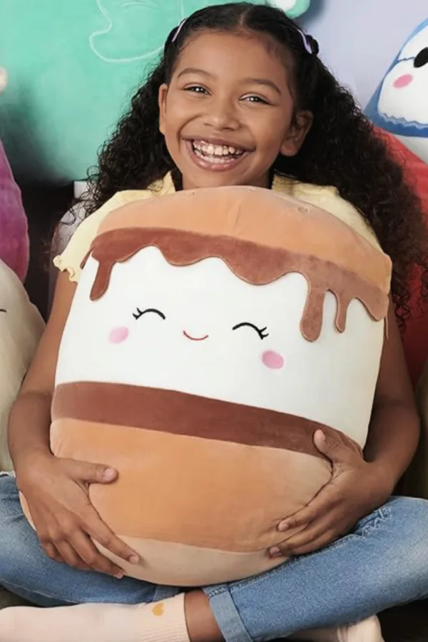 Summer camp first aid kits: Practical gift for a care package but so cute!