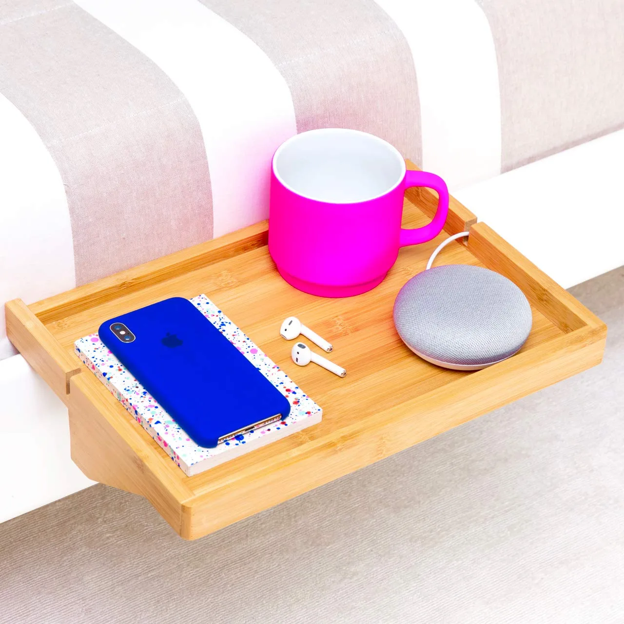 Small space solutions: The bed shelfie