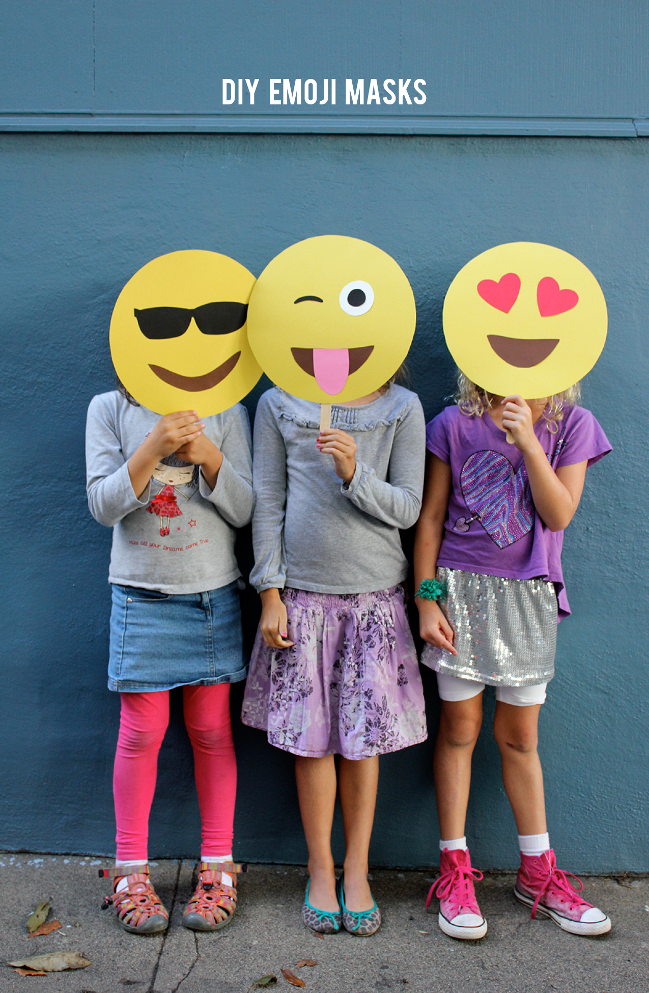 Emoji party photobooth props: DIY Emoji Masks | Alice and Lois