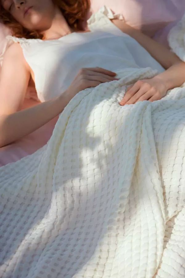 Bamboo Cooling Woven Waffle Blanket