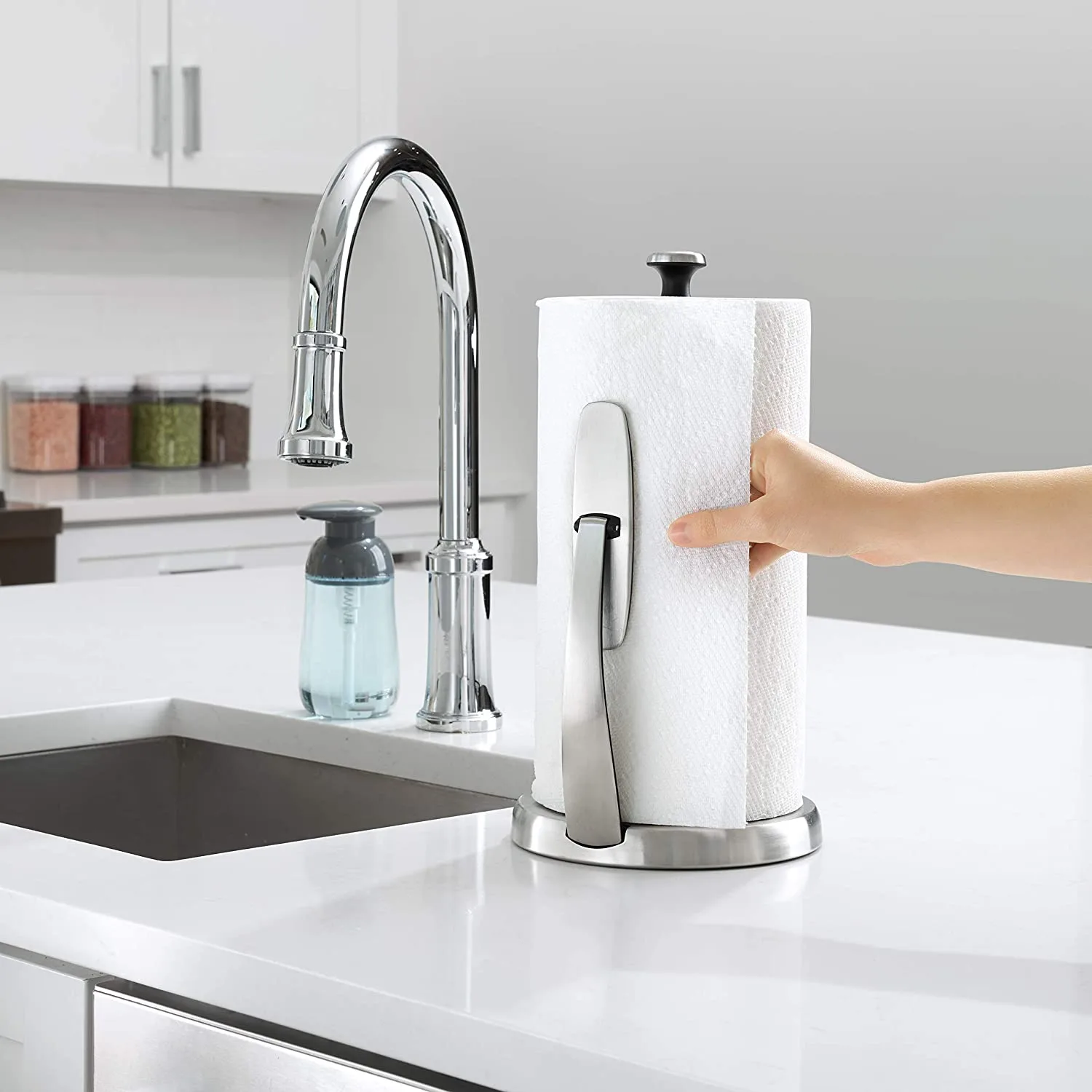 OXO paper towel holder: highly recommended for reusable bamboo paper towel rolls