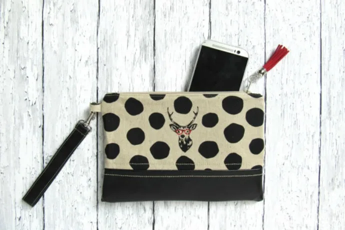 Deer Clutch