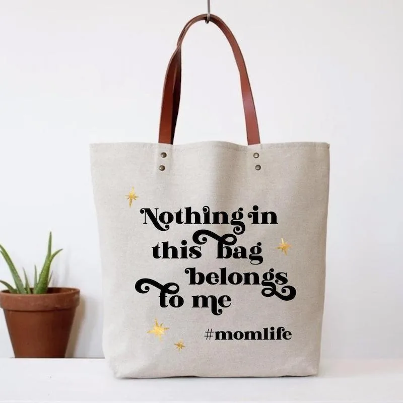 Fashionable beach totes for summer: Hilarious #momlife bag at