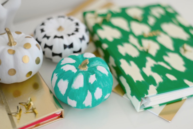 Teal pumpkin decorating ideas: Kate Spade inspired teal pumpkin by 204 Park