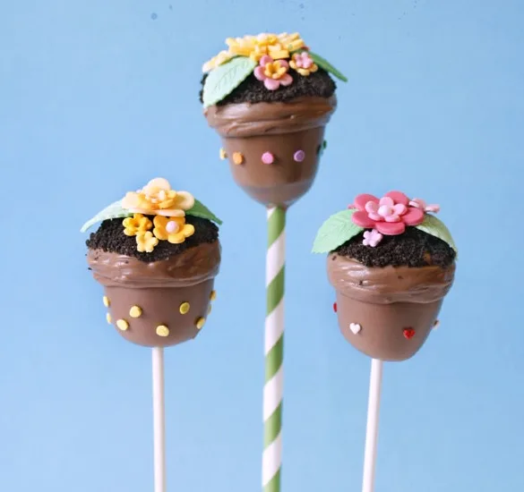 Easter cake pops: Flowerpot Cake Pops at Niner Bakes