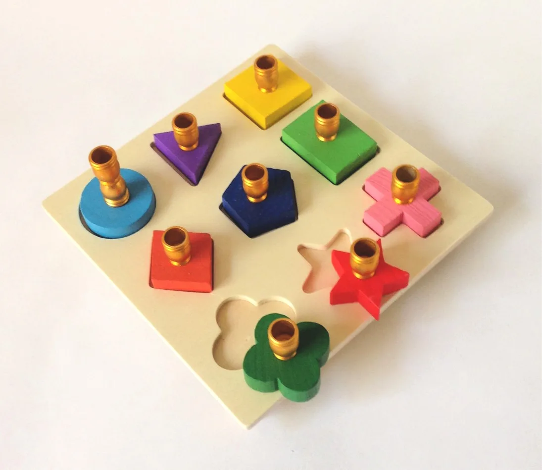 Child's Menorah Puzzle Toy: Cool hanukkah gifts