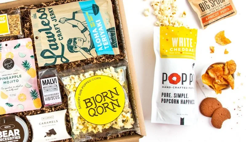 Subscription gift ideas for moms: The Yum to Mama gourmet snack box at Mouth