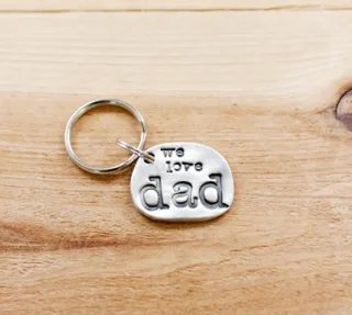 5 cool personalized key chains for Father's Day