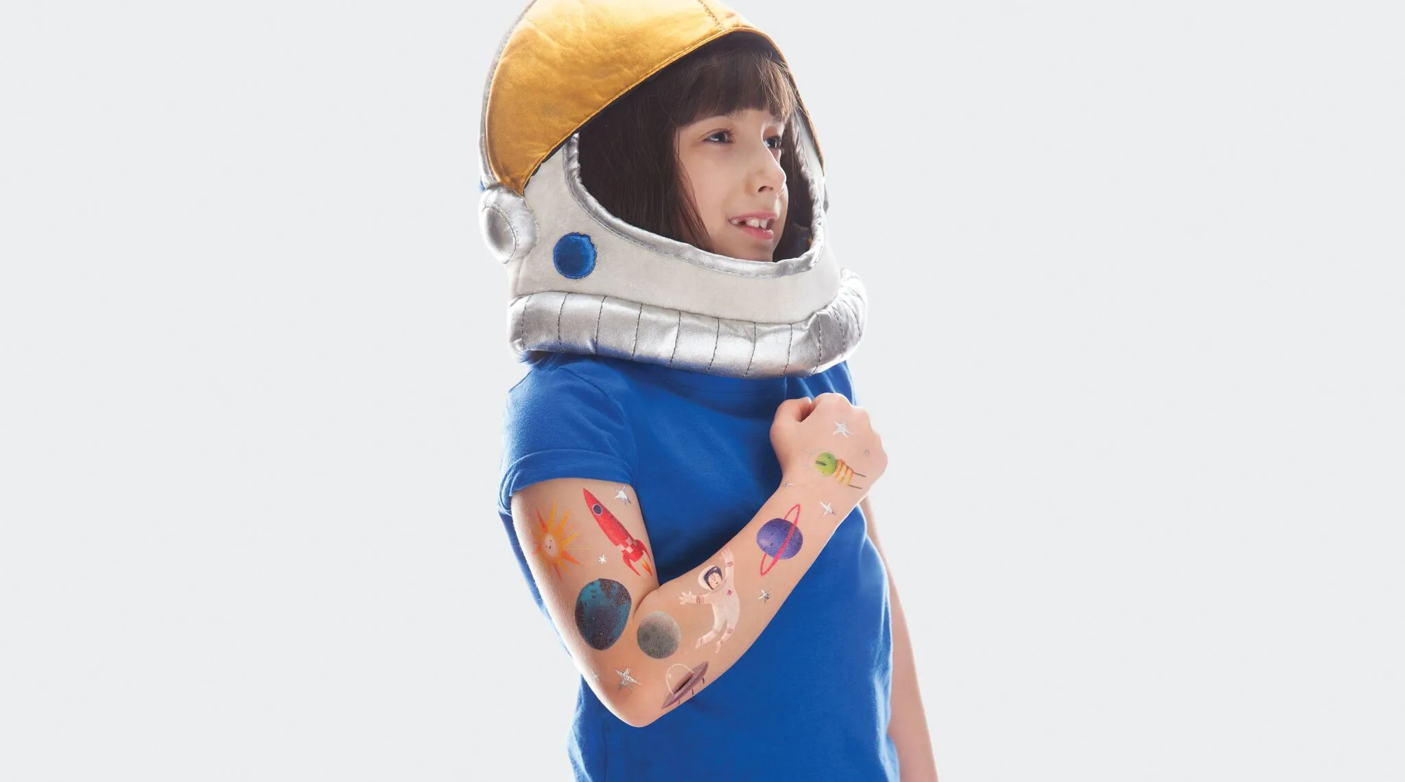 The new Oliver Jeffers + Tattly collaboration lets kids wear the moon and stars