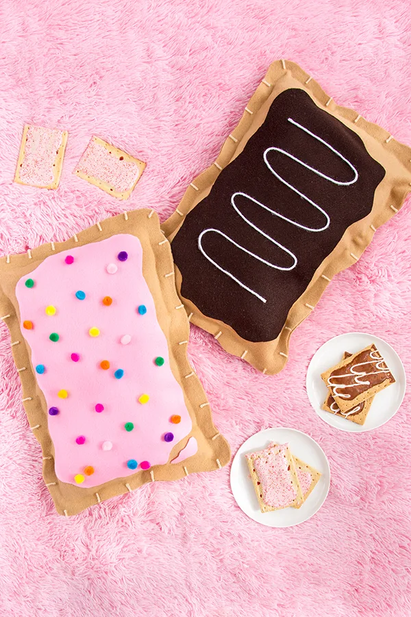 Summer DIY crafts for teens: No-Sew Pop Tart Pillow by Aww Sam