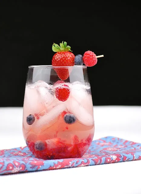5 great white wine cocktail recipes (and one great way to do good while making them)