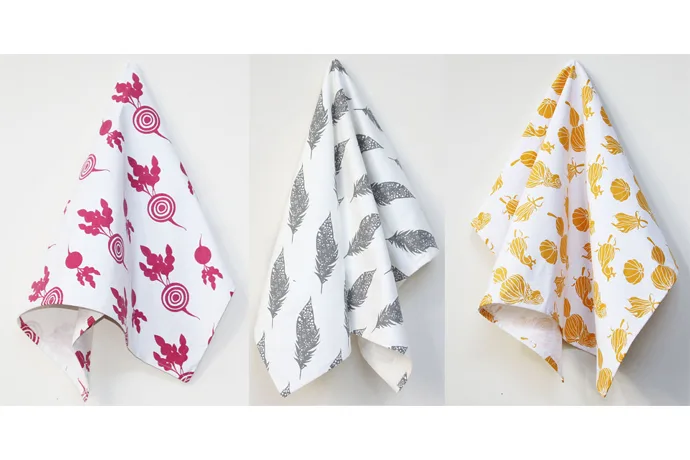 Cool hostess gifts: Organic cotton towels from Foxy and Winston