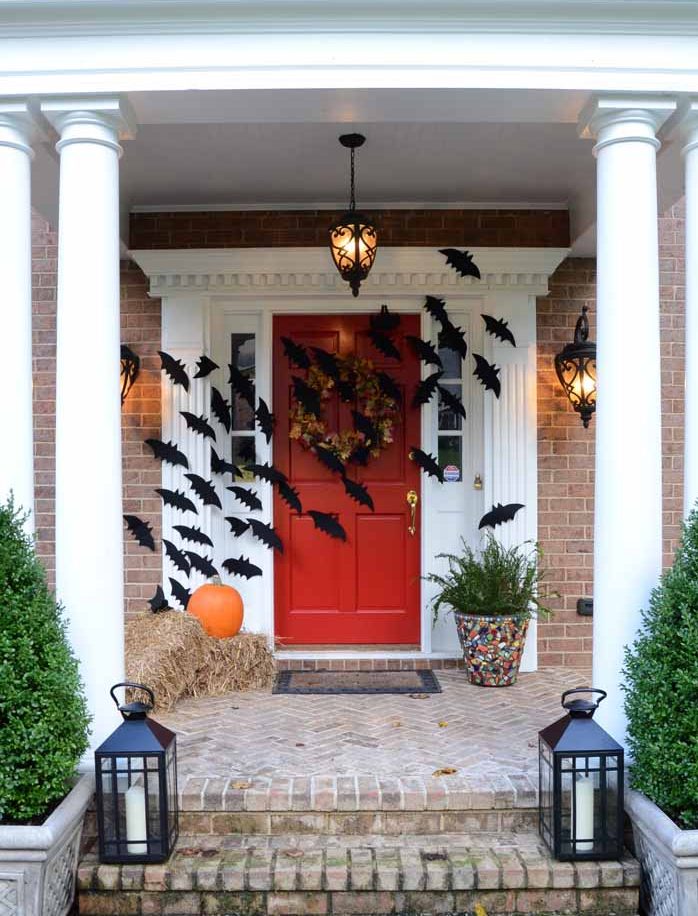 DIY Halloween door decorations
