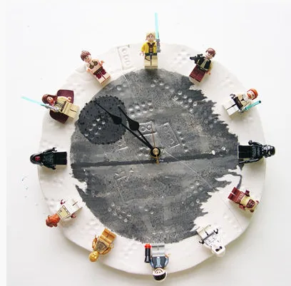 A DIY LEGO Star Wars Clock: a better way for kids to ring in the New Year than champagne