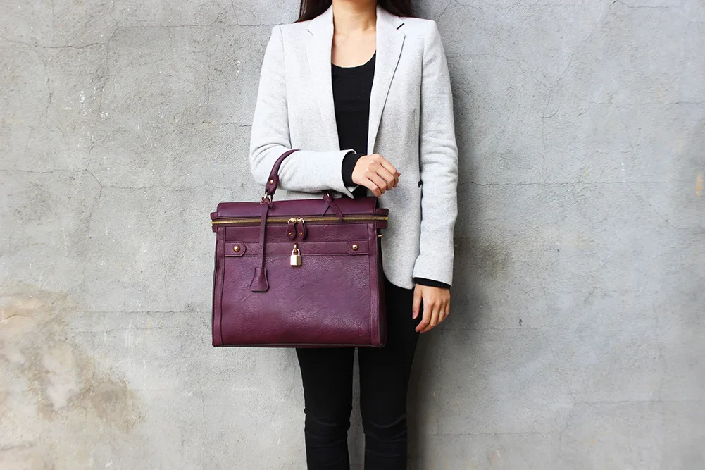 We love that each purchase of an Angela & Roi bag gives back to charity