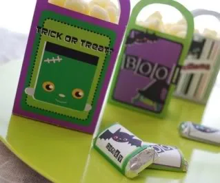 Paper &amp; Cake's downloadable halloween party is a treat