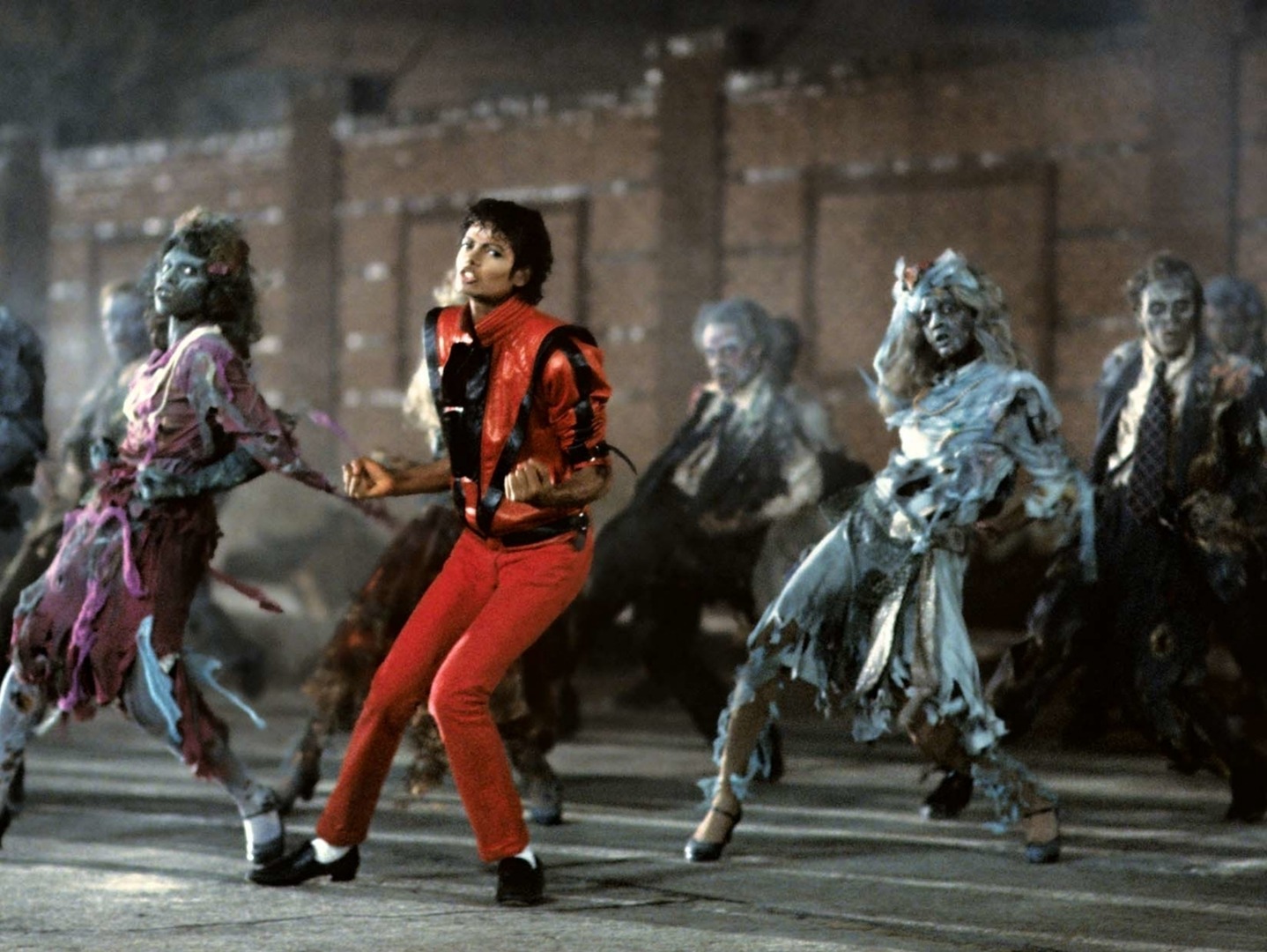 Stranger Things party ideas: Michael Jackson "Thriller" Dance