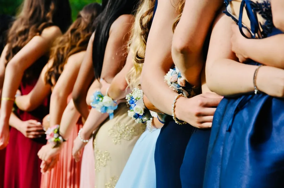 Prom dress rental comparisons: Rent-the-Runway vs the top competitors