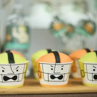 A Super Bowl requires super cupcakes