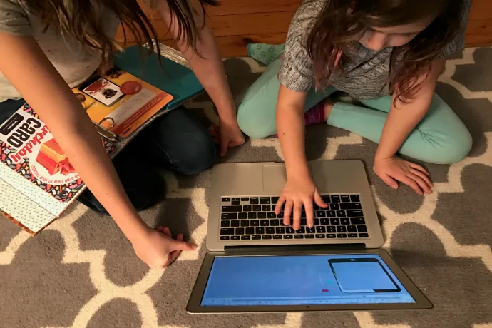 Bitsbox: The fun subscription box that teaches kids to code