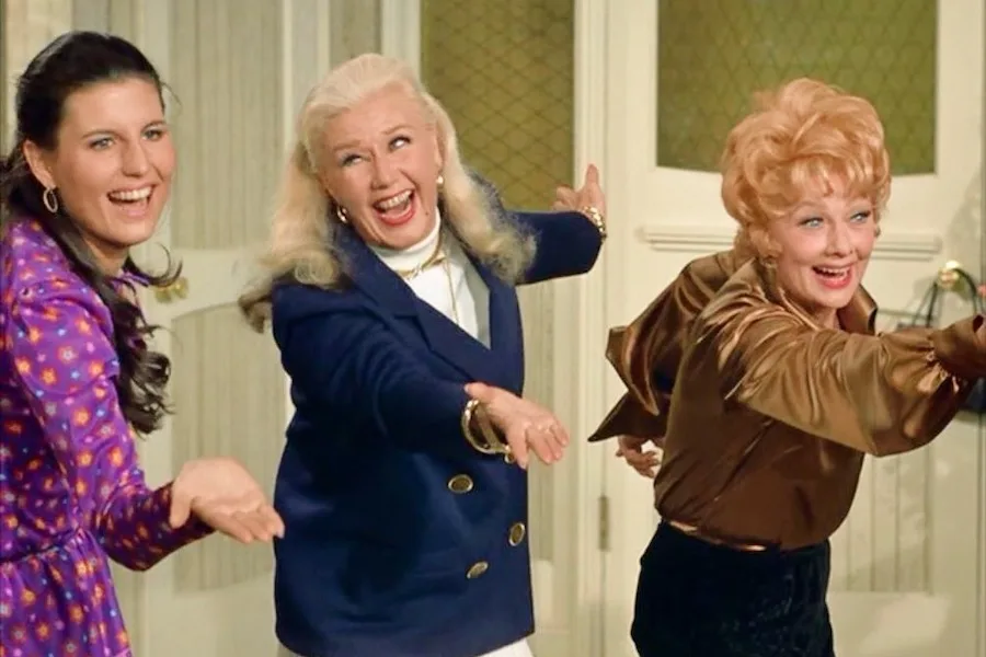 Lucille Ball, Ginger Rogers and Lucy Arnaz dance to "All the Single Ladies" in this wonderful video remix