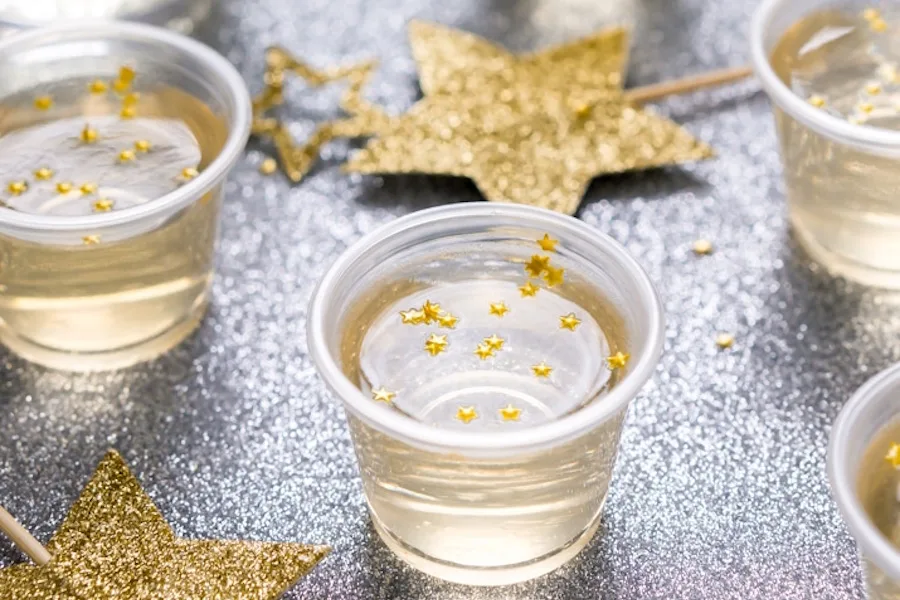 2018 Oscar party ideas: Champagne Jello Shots by Sugar and Soul Co