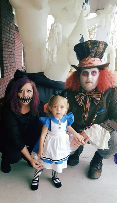 Family Halloween costume idea: Alice in Wonderland family Halloween costume at Coolest Homemade Costumes