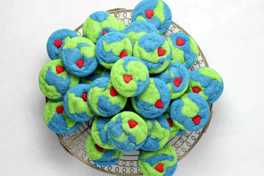 Celebrate Earth Day 2020 with earth cookies