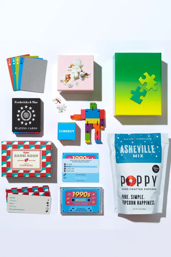 Best gifts for girlfriends: Personalized keychain from your favorite concert or movie night
