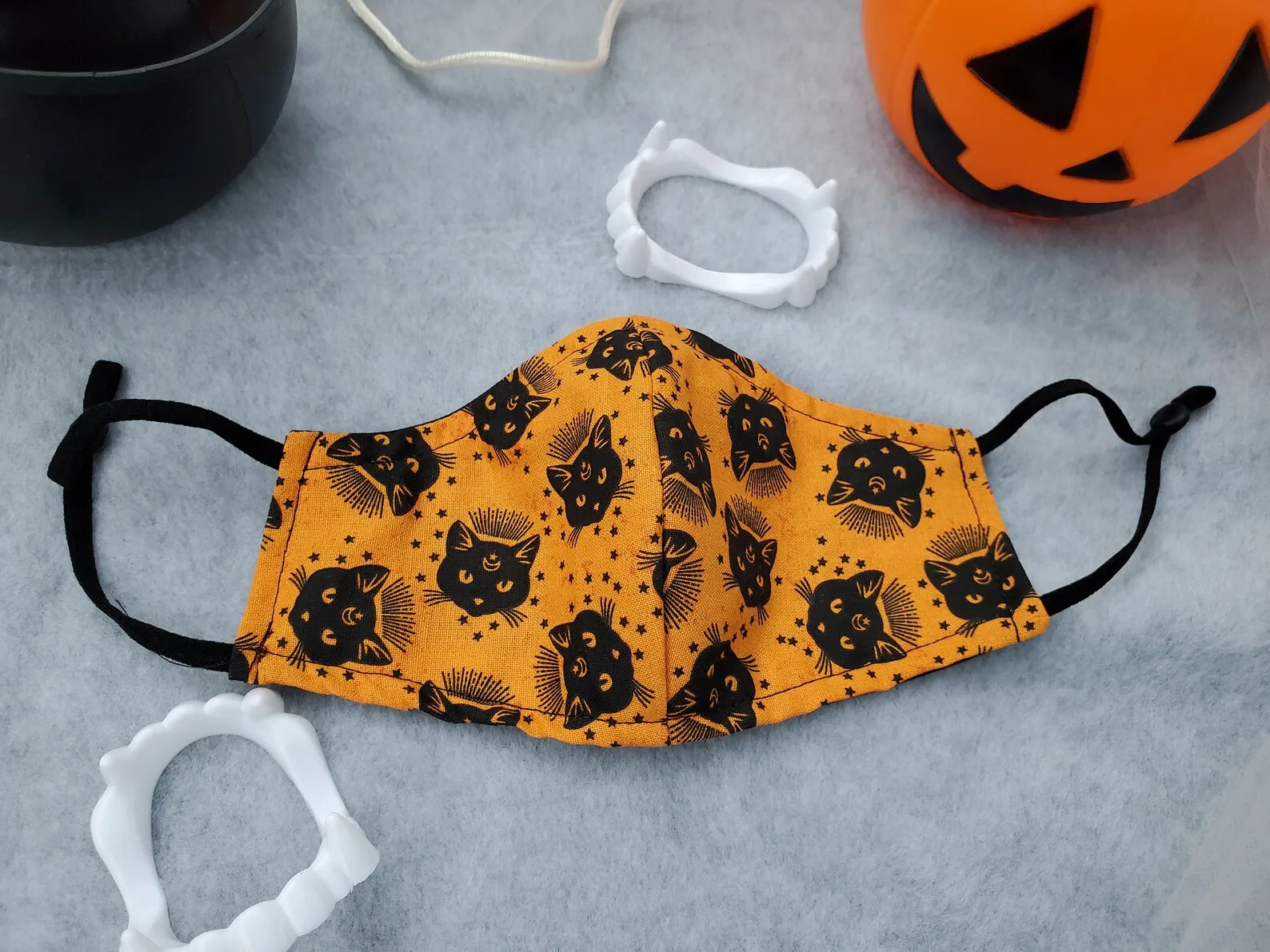 Black cat Halloween face mask for kids from LaEsme on Etsy