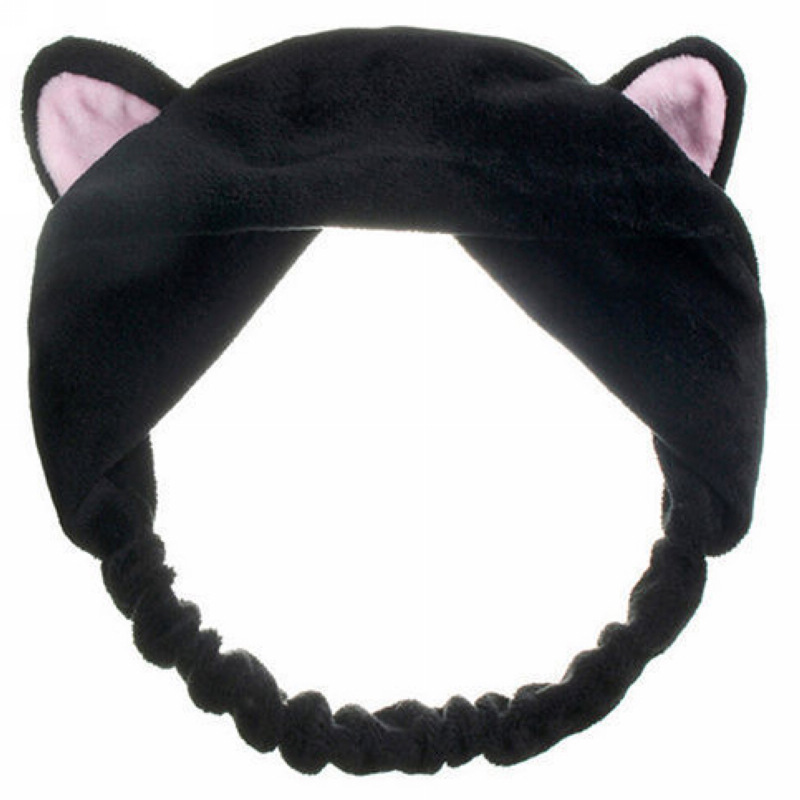 Korean cat headband: Cool stocking stuffers for kids 