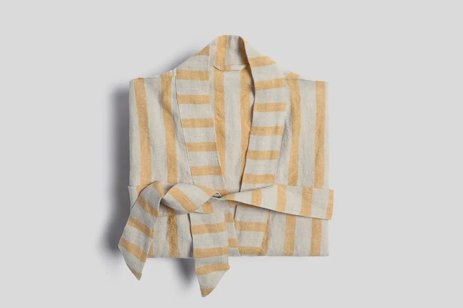 The robe we want to live in this summer
