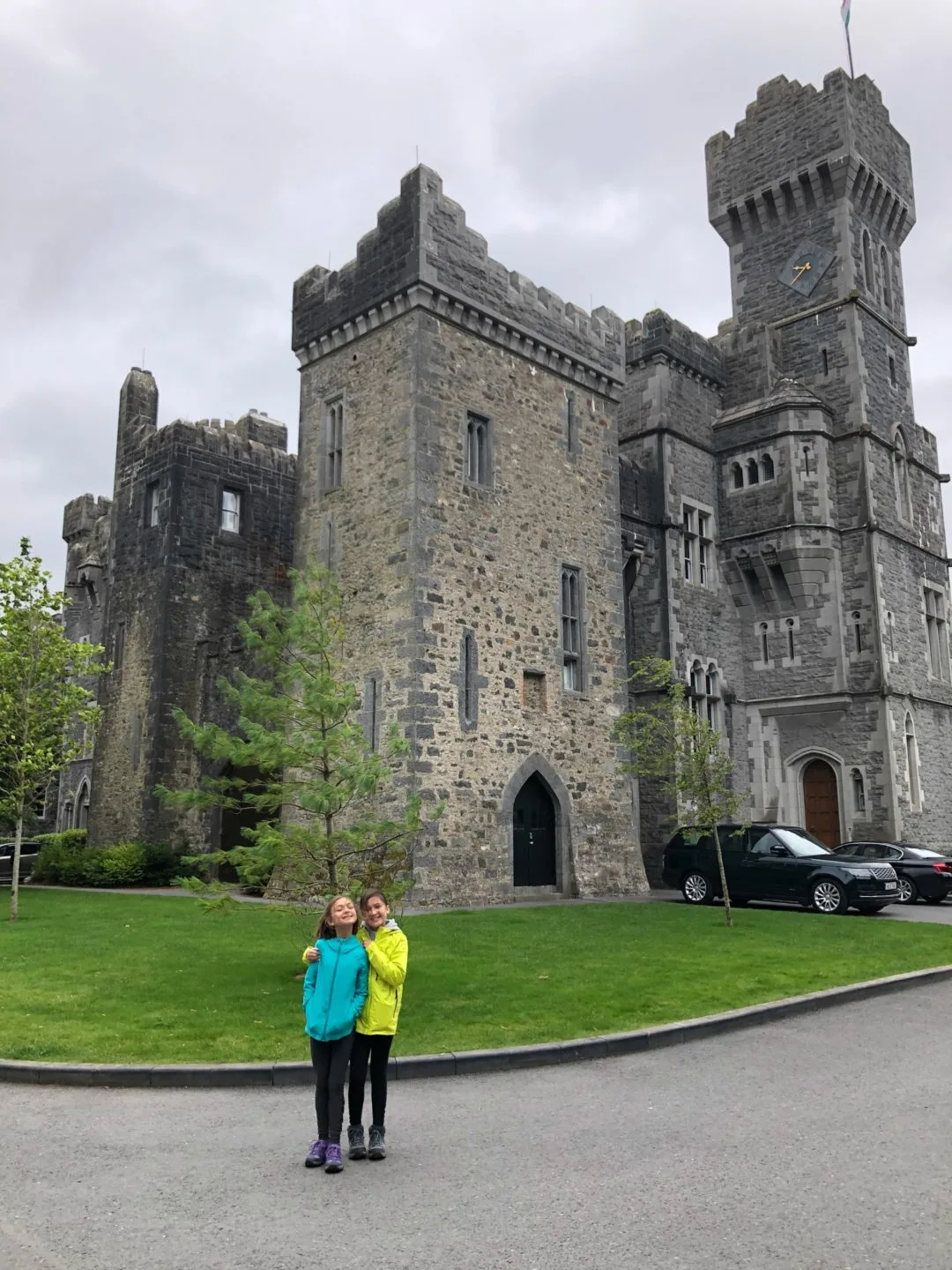 4 ways to get kids involved in family vacation planning: Check out the 2022 Trend Report from VRBO