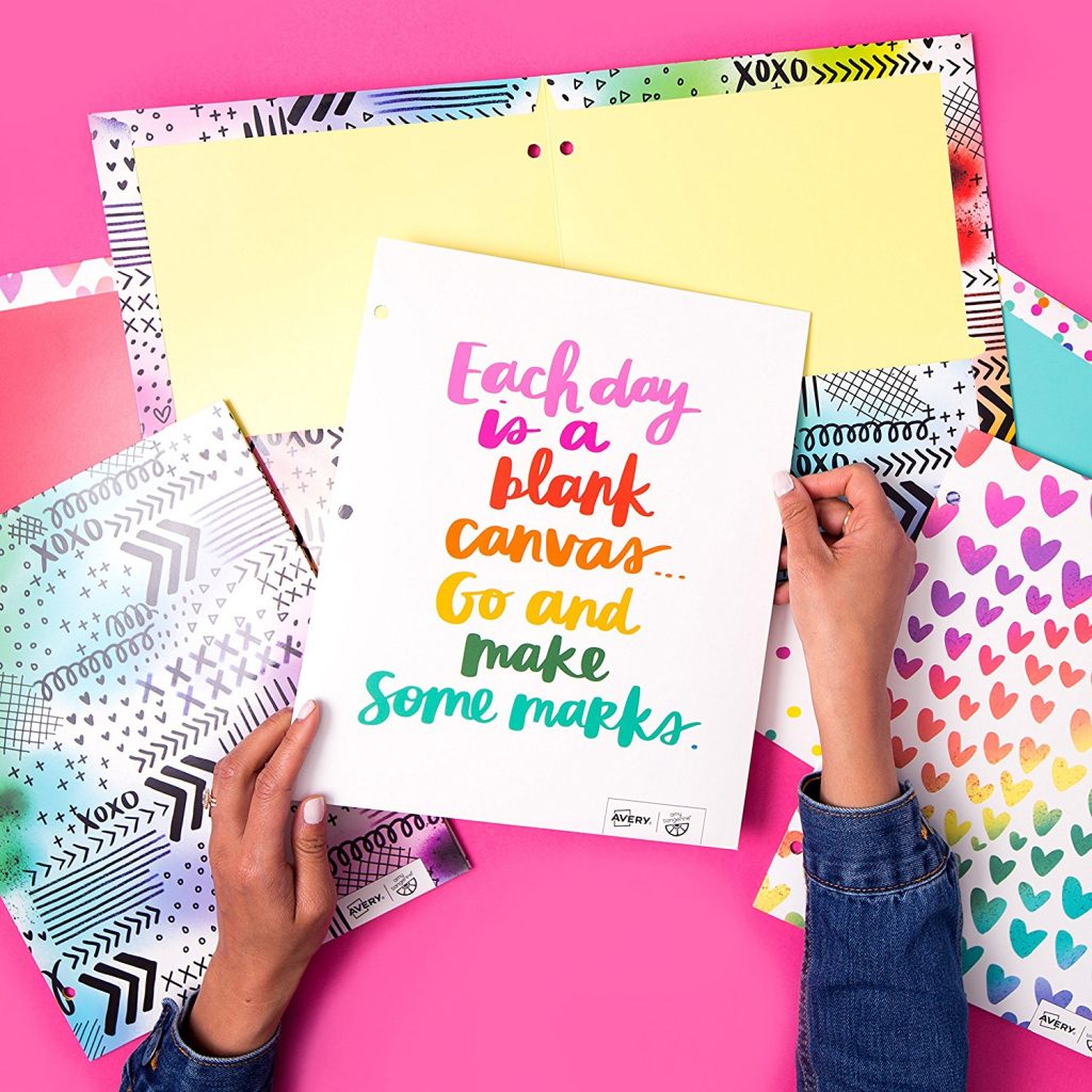 Amy Tangerine 3-punch folder dividers by Avery make back to school more fun sponsor)