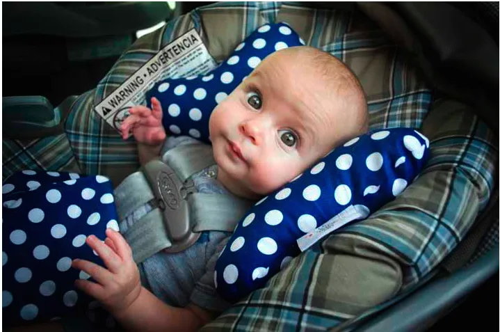 Your baby's first pillow