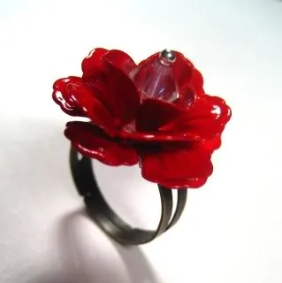 Hot red fashion for fall - CMP does Etsy