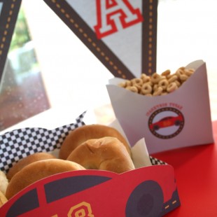 First birthday party ideas for boys - Paper and Cake Kits 