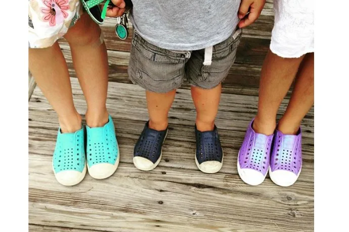 https://coolmompicks.com/wp-content/uploads/2016/05/Water-shoes-for-kids-Native-Jefferson-shoes.jpg