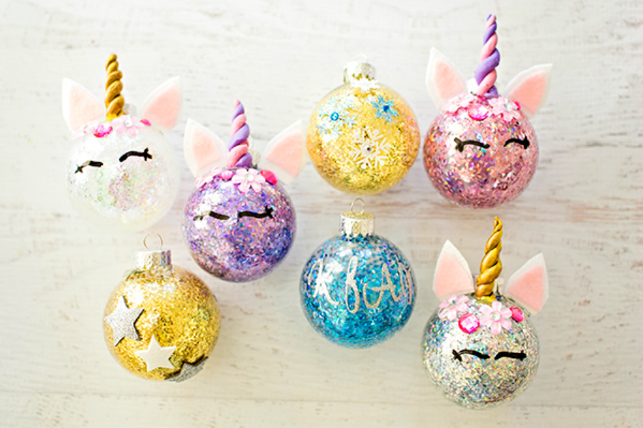 We're thoroughly charmed by this DIY glitter unicorn ornament!