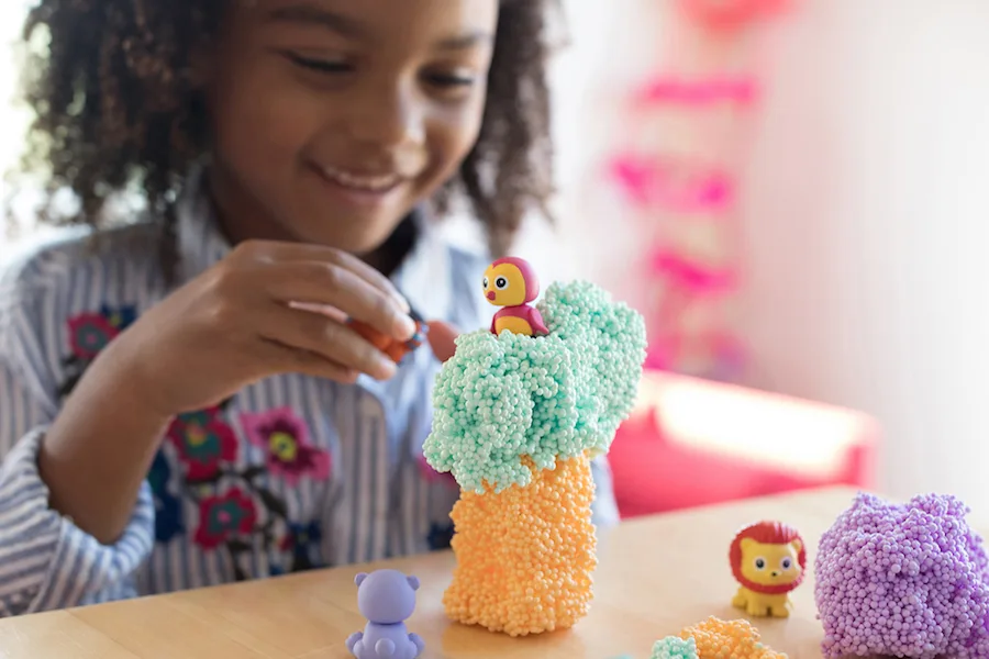 Hot toy trends from New York Toy Fair 2018: Crayola Color Wonder Scented Light-Up Stamper