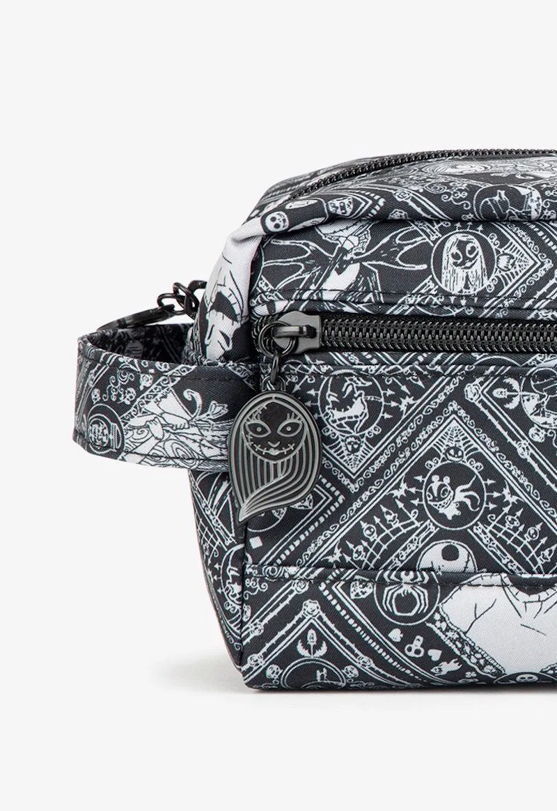 The new Nightmare Before Christmas diaper bags have the coolest zipper pulls.