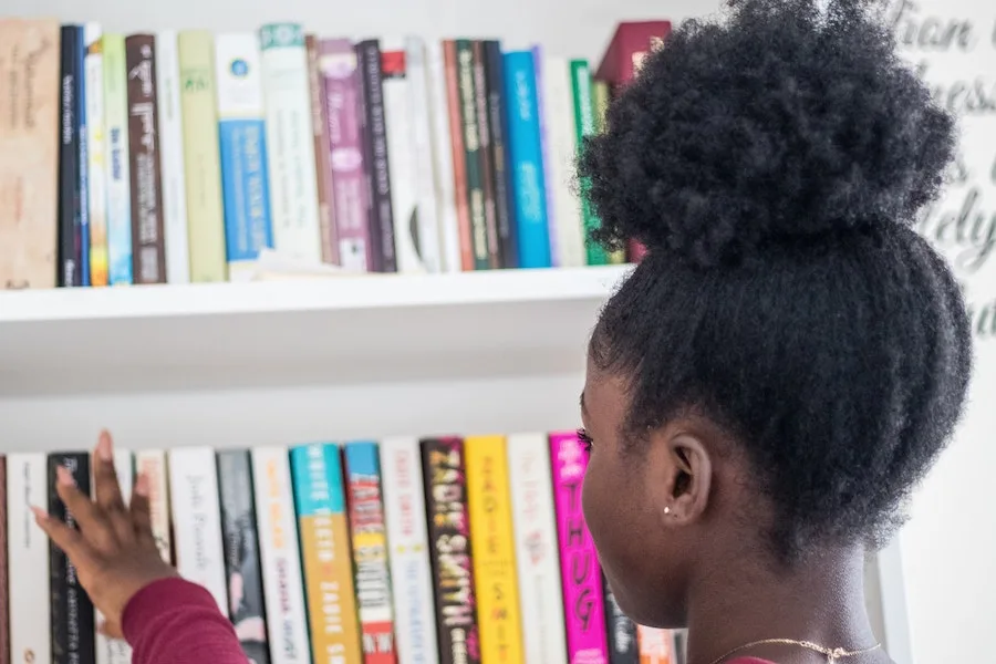Tips to encourage kids to become readers, all backed by expert research and advice