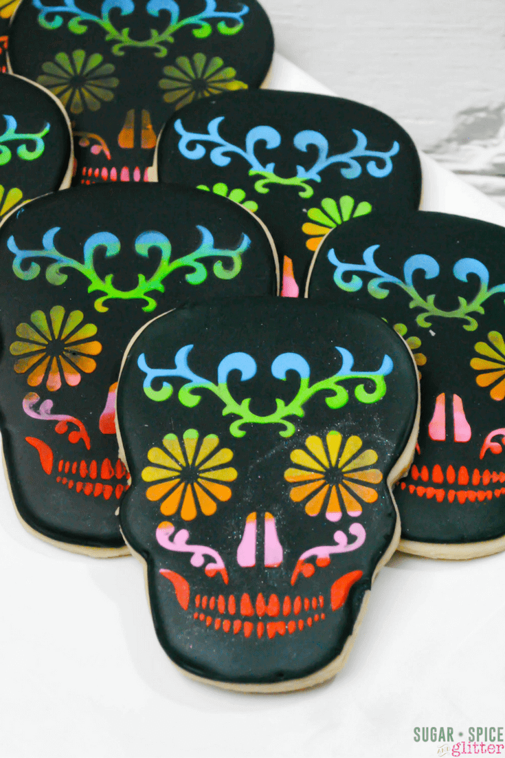 Sugar skull cookies: A helpful DIY with free printable template from Sugar Spice & Glitter