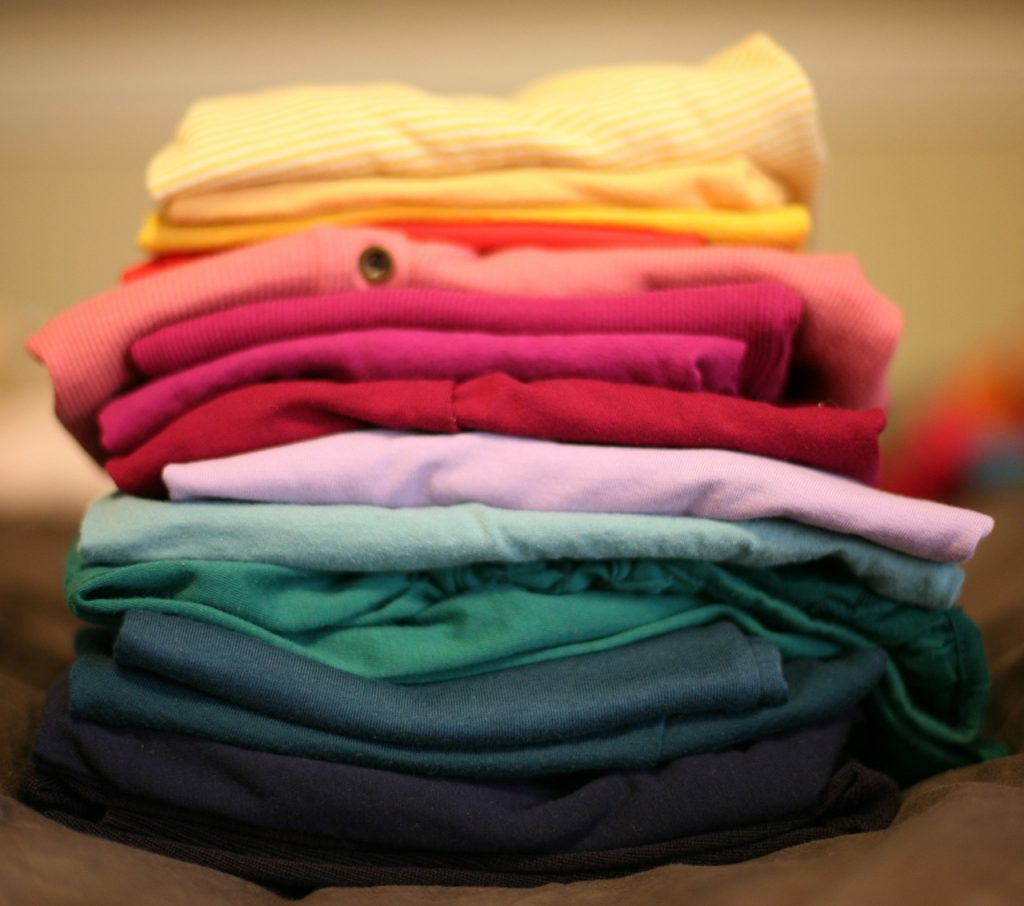 Great laundry tips for big families: Assign all folding to the kids. They can do it! | mompicksprod.wpengine.com