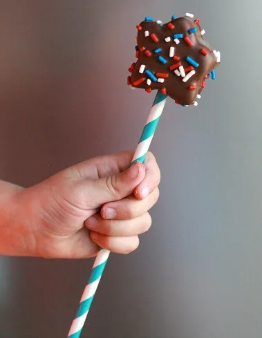 7 Independence Day treats the kids can (almost!) whip up without you