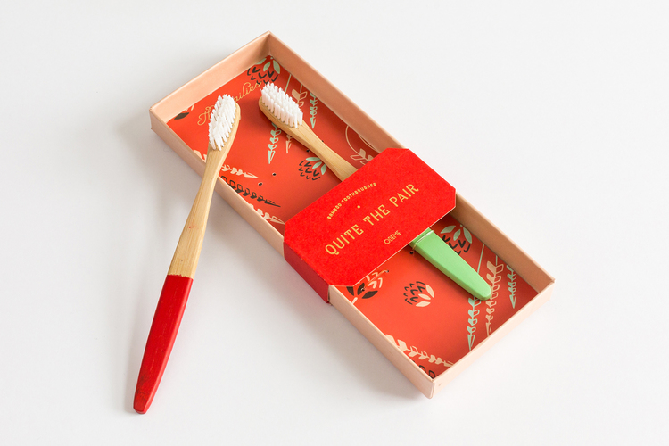 Odeme Toothbrush sets: Great beauty stocking stuffers