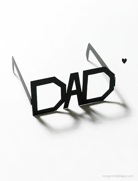 Free, fun Father's Day printables: Printable Typography Father's Day Glasses by Mr. Printables