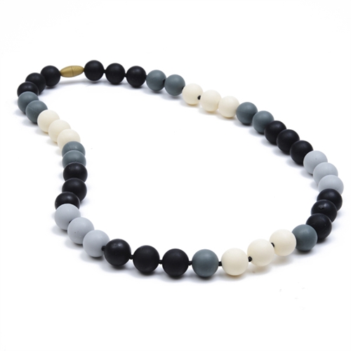 Black and white baby gifts: Black and white teether necklace | Chewbeads