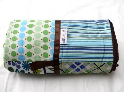 Editors Best of 2008 - The coolest blankets, bibs and baby gear